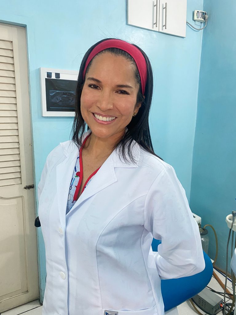 doctora leticia fuentes